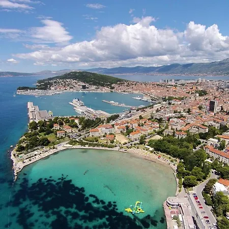 By The Sea - 2963 Split